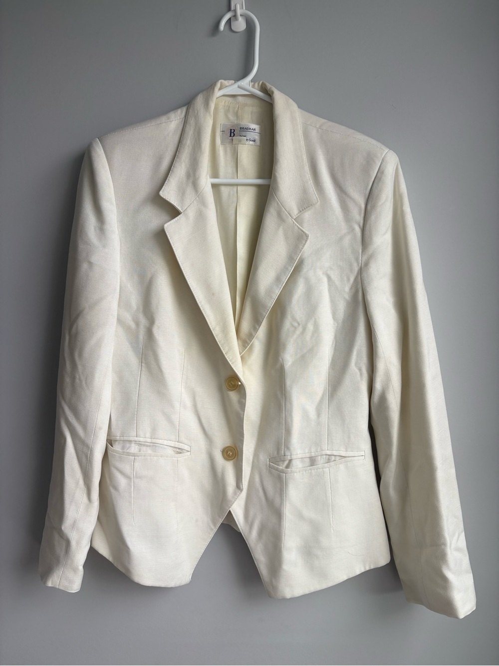 Braemar by Jeremy Scott Vintage
Women's Off-White Single-Breasted Blazer